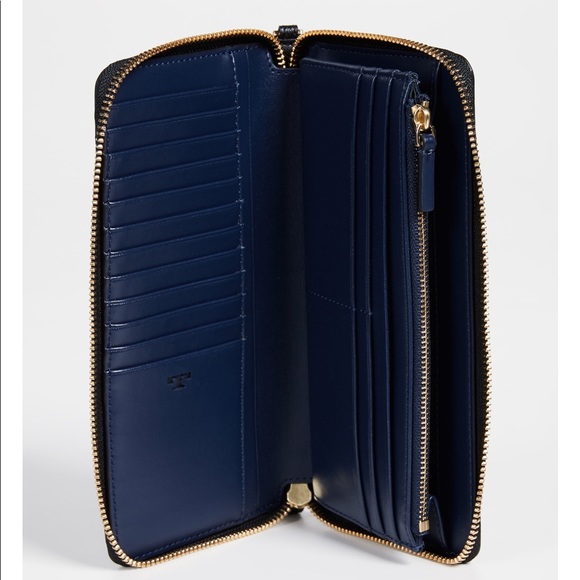 Tory Burch, Robinson Passport Continental Wallet - Picture 3 of 3